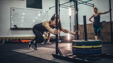Hyrox Training einer Frau