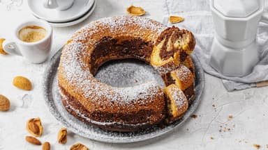 Marmorkuchen kalorienarm mit Mandeln und Kaffee