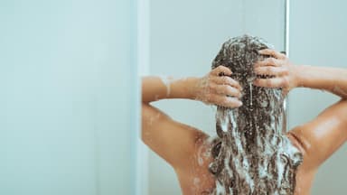 Haarausfall beim Waschen 