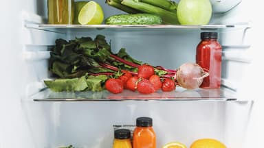 Aufgeräumter Kühlschrank 