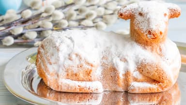 Selbst gebackenes Osterlamm