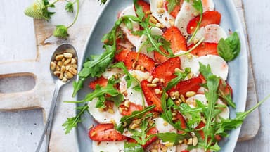 Erdbeer-Mozzarella-Carpaccio 