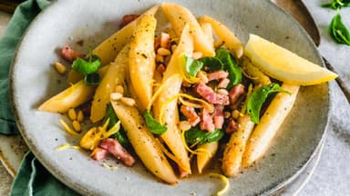 Spargel mit Pancetta