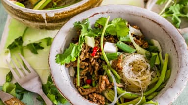 Lauwarmer Glasnudelsalat 