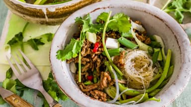 Lauwarmer Glasnudelsalat 