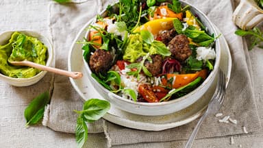 Reissalat mit Hackfleisch