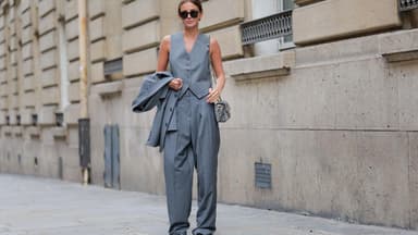 Diane Batoukina trägt eine Anzugweste im Streetstyle