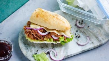 Pulled Pork Baguette