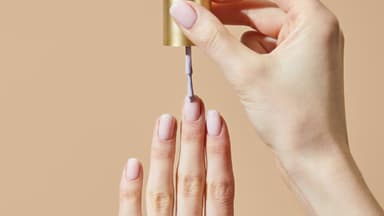 Bubble Bath Nails