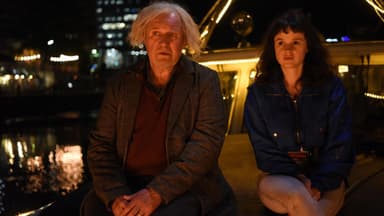 Maresi Riegner und Harald Krassnitzer in "Engel mit Beschränkter Haftung"