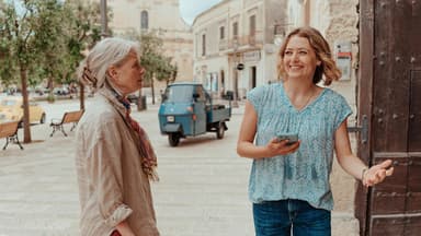 Hanna Plaß in "Ein Sommer in Italien"