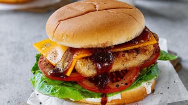Schnitzel-Cheeseburger 
