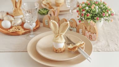 Stricken für Ostern - Eierwärmer im Osterhasen-Design
