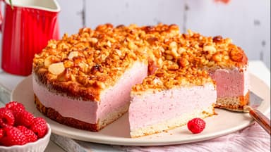 Himbeercreme-Bienenstich 