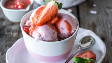 Erdbeer-Chia-Joghurt