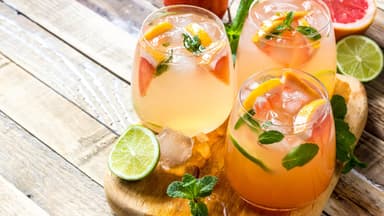 Alkoholfreie Grapefruit-Bowle 