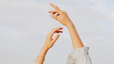 Geschwollene Finger im Sommer