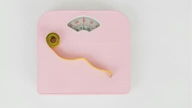 Eine Waage in Rosa