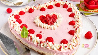 Himbeer-Cheesecake-Herz 