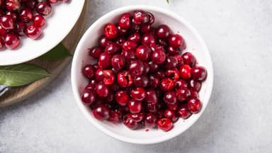 Johannisbeeren entkernen 