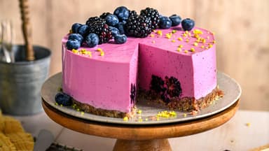Brombeer-Tonka-Torte 