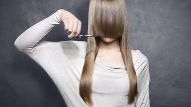 Langer Pony - Welche Frisuren schrecken Männer ab 
