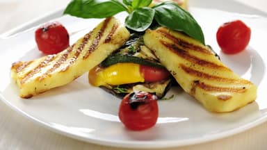 Halloumi vom Grill - Gesunden und leckeren Grillkäse selber machen