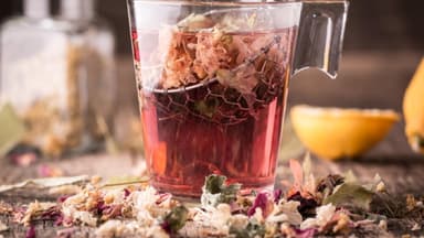 Kräutertee selber machen: die wichtigsten Tipps