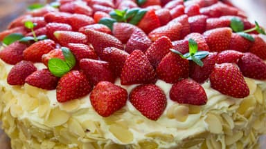Schwedische Midsommer-Torte