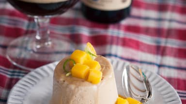 Dunkelbierparfait Mango