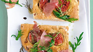 Feigen-Schiacciata - Toskanisches Fladenbrot mit San-Daniele-Schinken