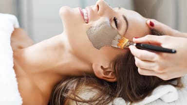 Heilerde als Peeling