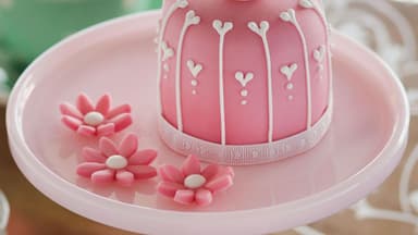 Herztropfen - So machen Sie aus einem Kuchen ein Kunstwerk 
