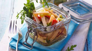 Mediterraner Käsesalat