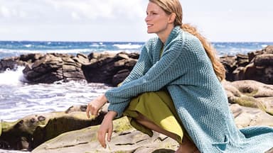 Long-Cardigan in Ozeanblau