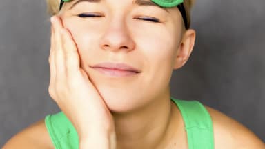 Müde und trockene Augen - Symptome und Ursachen für trockene und müde Augen