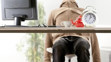 Power-Napping im Büro - So schlafen Sie sich wieder fit
