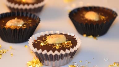 Erdnuss-Pralinen mit Nougat - Die Mischung aus Erdnuss und Schokoldae ist einfach lecker