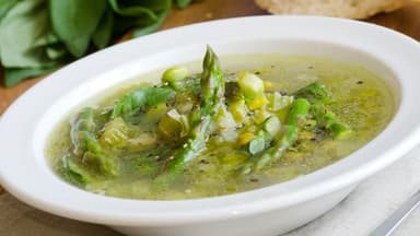 Spargelsuppe ohne Sahne