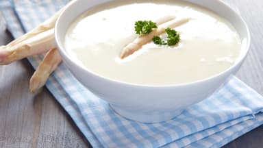 Cremige Spargelsuppe
