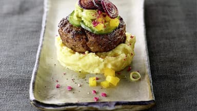 Rindfleischbürger mit Kartoffelpüree