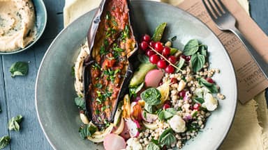 Salat mit Ofengemüse und Aubergine
