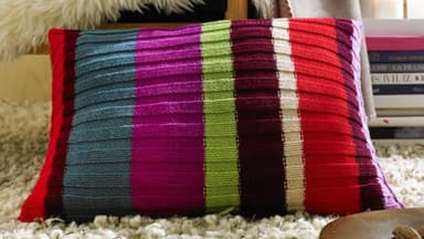 Streifenkissen - Die Strickanleitung finden Sie hier