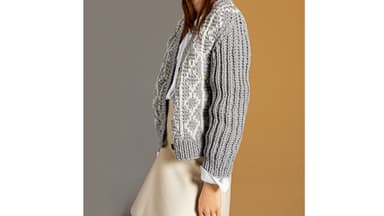 Weiche Strickjacke mit Rippenmuster: Strickanleitung 
