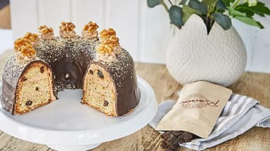 Walnuss-Rosinen-Kranz mit Nougatcreme