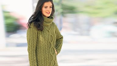 Zopfmusterpulli mit Rollkragen