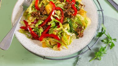 Hackfleisch-Kartoffelpfanne mit Gemüse