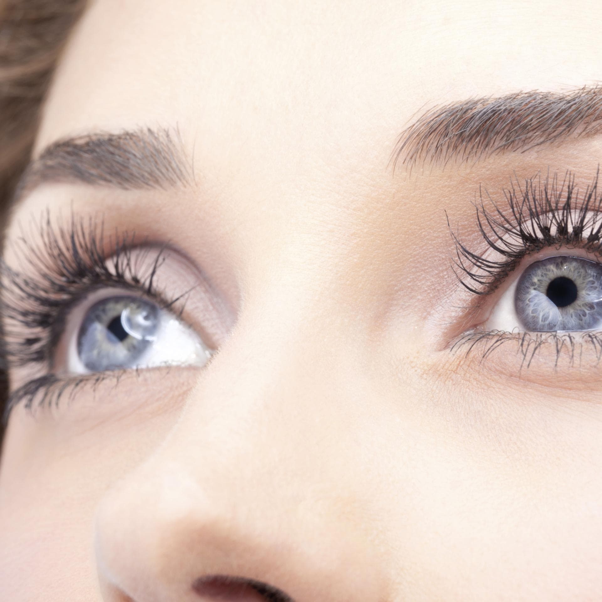 Blaue Augen Frau mit blauen Augen - Tipps und Tricks die Ihren Augen gut tun