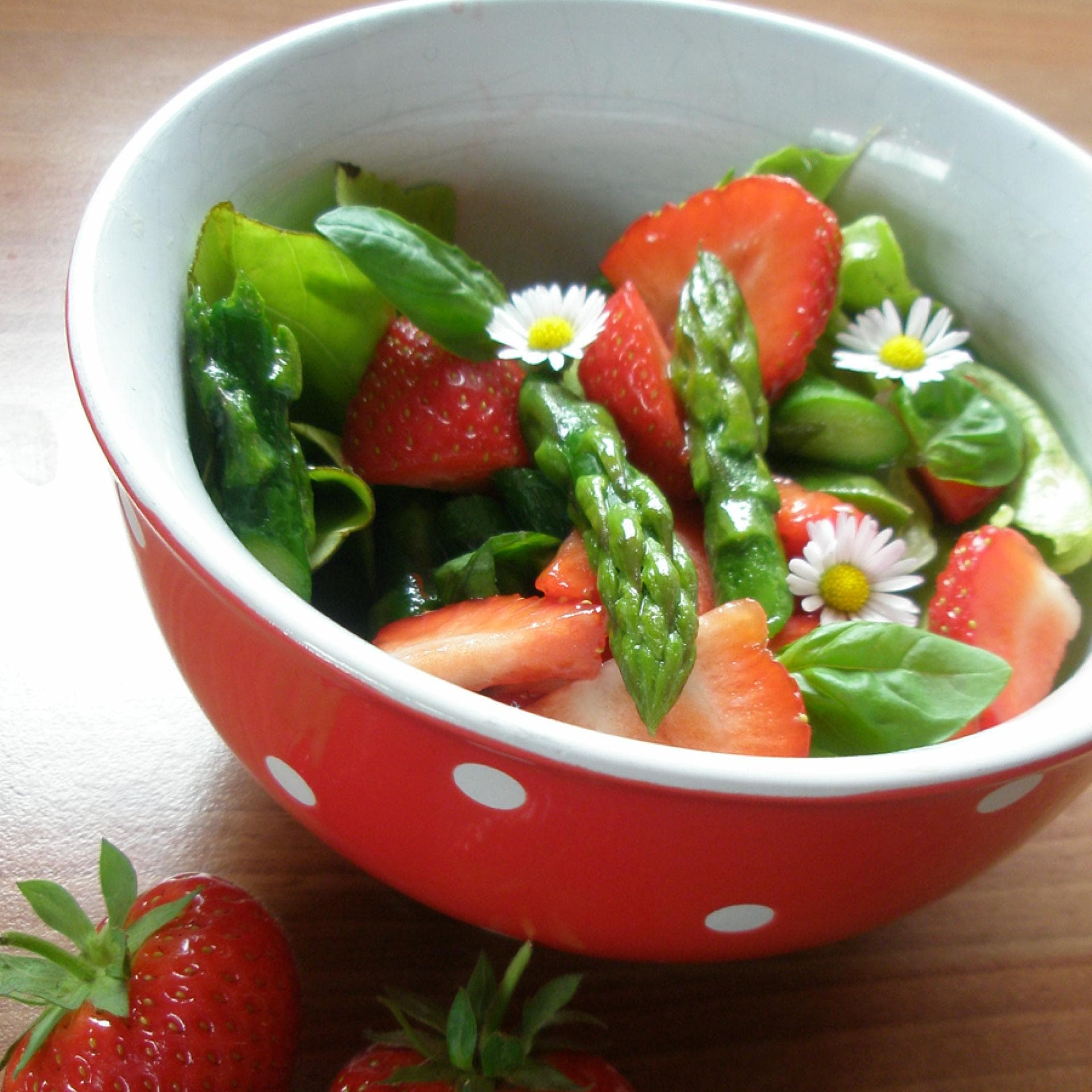 Spargel-Erdbeer Salat Spargel-Erdbeer Salat