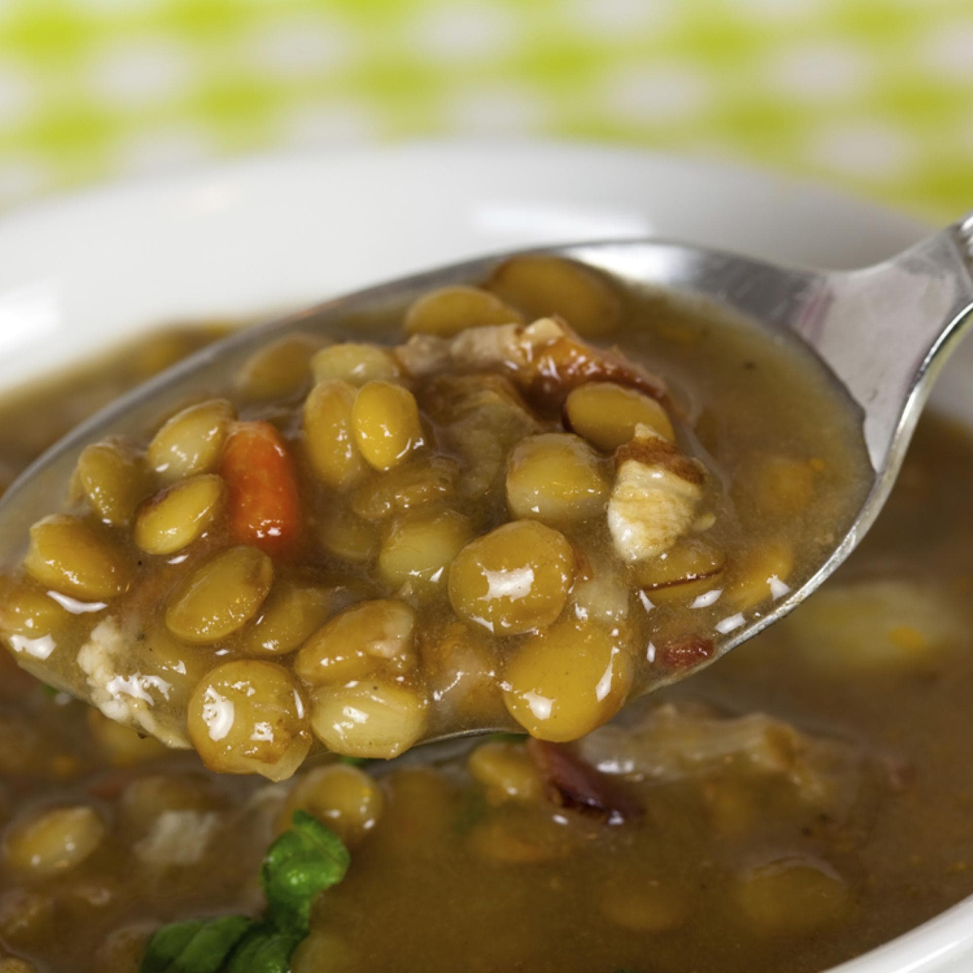 Linsensuppe - Leichte Suppen gegen schwere Kilos 